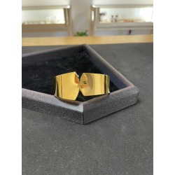 Bracciale Rigido Manchette in Acciaio Dorato - Design Moderno Minimal